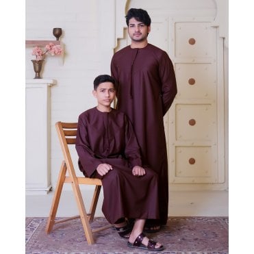 ML 5252 - Classic Emirati Thobe With Tassel (Father & Son)