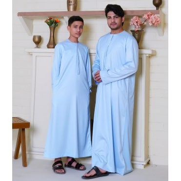 ML 5253 – Premium Shiny Emirati Thobe (Father & Son)