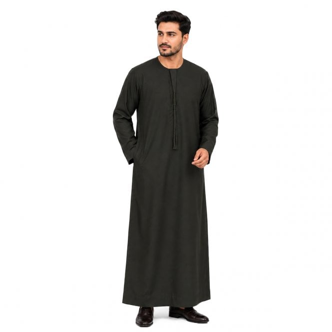 ML 5260 – Classic Matte Cotton Thobe with Tassel for Men (Father & Son)