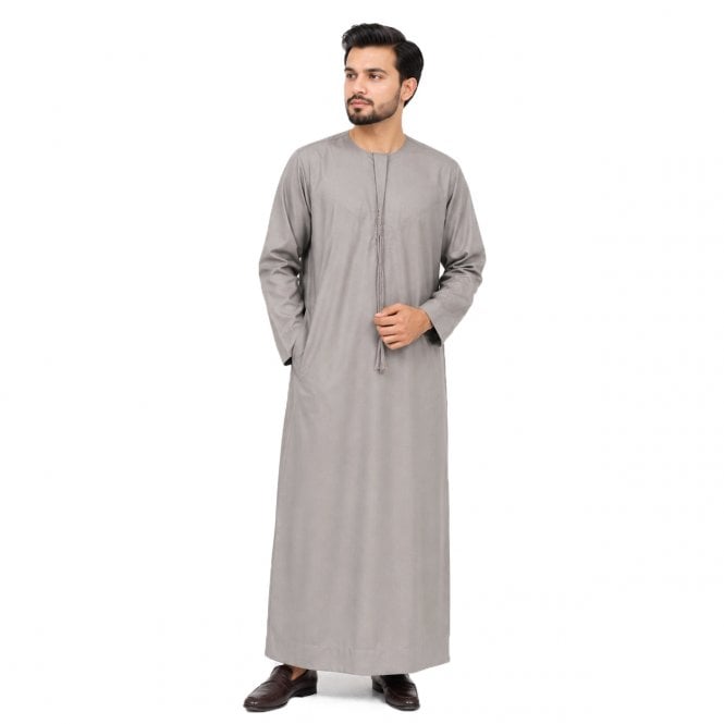 ML 5264 – Classic Matte Cotton Thobe with Tassel for Men (Father & Son)